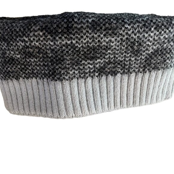 NEW Britts Knits Gray Snow Leopard Women's Pom Hat Beanie - Picture 6 of 9